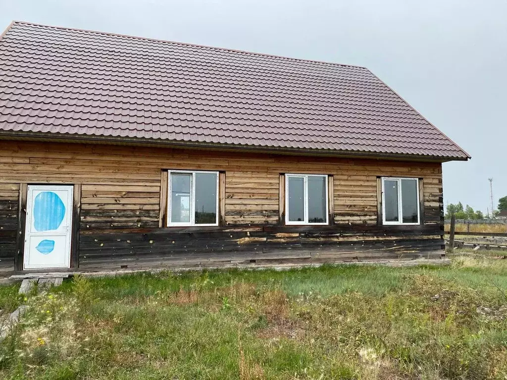 Дом в Хакасия, Усть-Абаканский район, с. Красноозерное  (114 м) - Фото 1