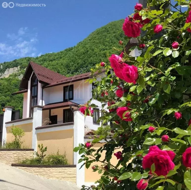 Дом в село Монастырь, Партизанская улица, 15А/1 (264 м) - Фото 1