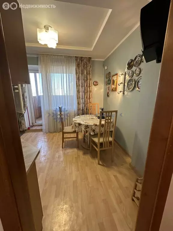 3-комнатная квартира: Новосибирск, улица Адриена Лежена, 15 (85.8 м) - Фото 1
