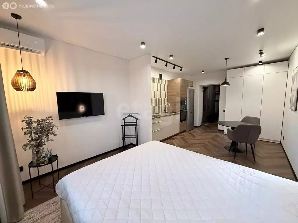Квартира-студия: Тюмень, Новгородская улица, 22 (28.3 м) - Фото 2