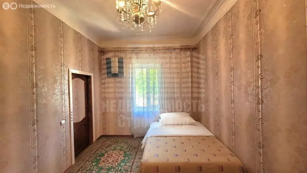 3-комнатная квартира: Таганрог, улица Фрунзе, 31 (67 м) - Фото 1