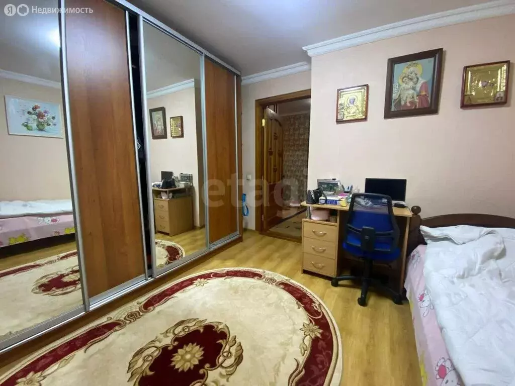 3-комнатная квартира: Симферополь, Ракетная улица, 26 (68.4 м) - Фото 2