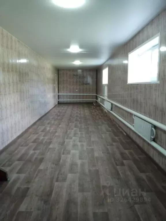 Помещение свободного назначения в Самарская область, Тольятти ул. ... - Фото 1