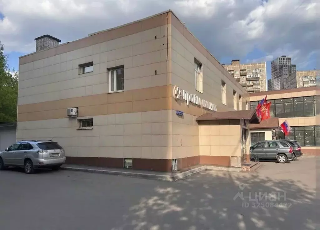 Помещение свободного назначения в Москва Веерная ул., 24А (600 м) - Фото 1