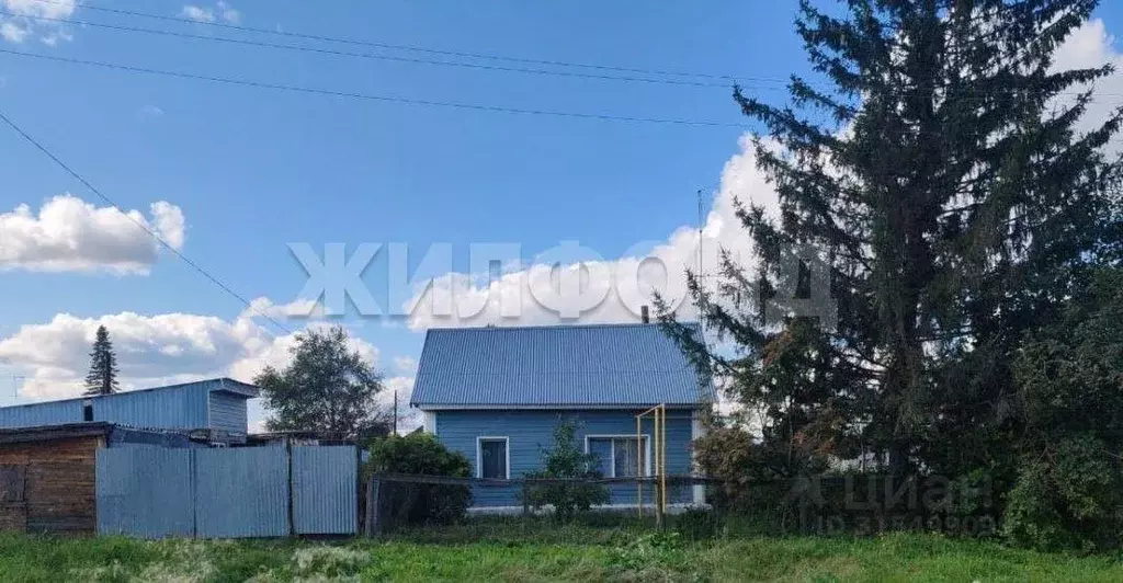 Дом в Новосибирская область, Коченево рп ул. Красноармейская (39 м) - Фото 0