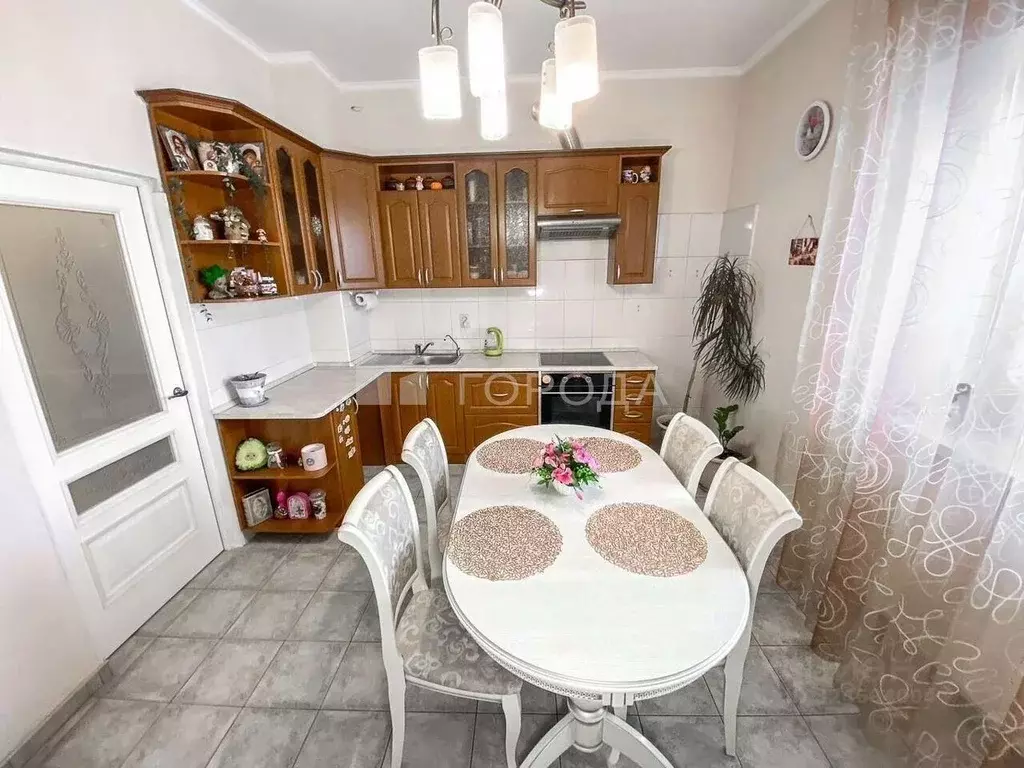 3-к кв. Алтайский край, Барнаул просп. Ленина, 119 (102.3 м) - Фото 1