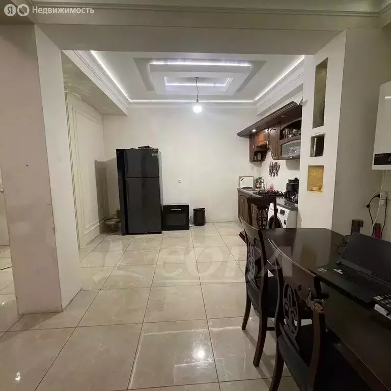 3-комнатная квартира: Махачкала, проспект Али-Гаджи Акушинского, ... - Фото 2