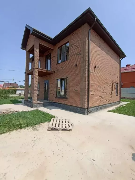 Дом в Ростовская область, Волгодонск Шмутовой пер., 17А (170 м) - Фото 1