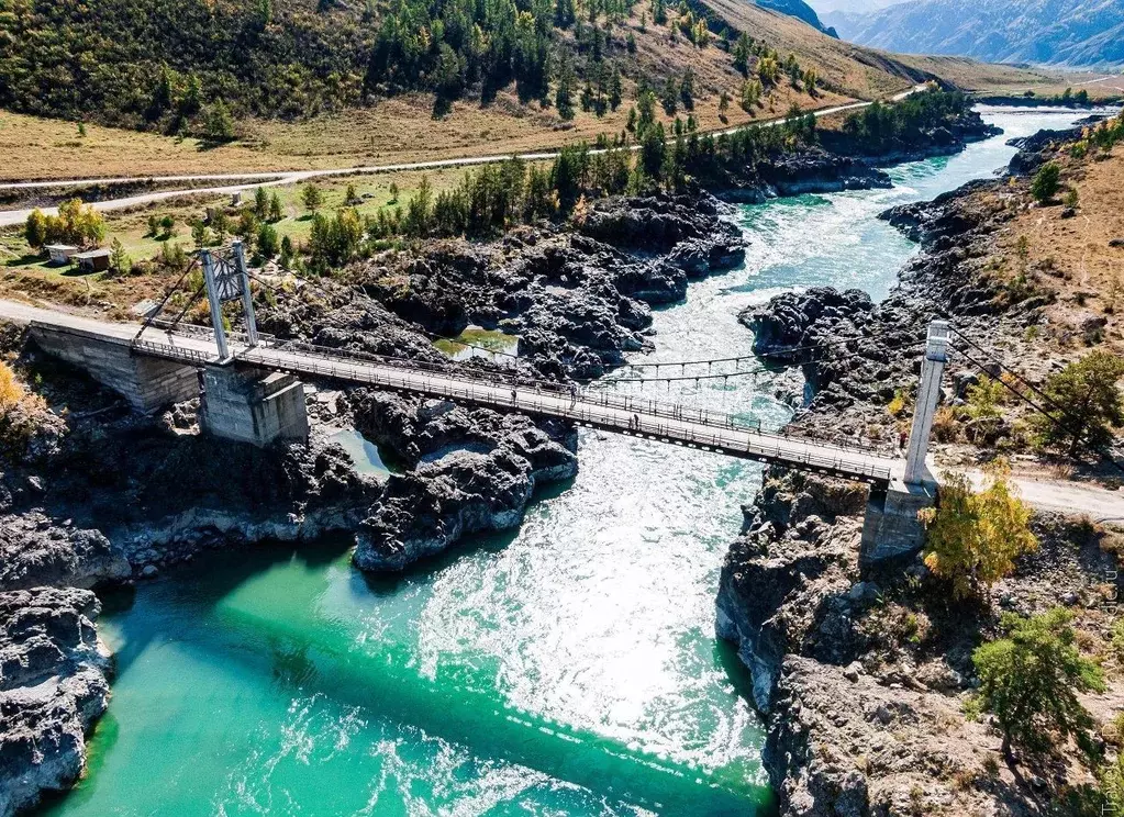 Участок в Алтай, Чемальский район Чемальский тракт, 14-й км (12.0 ... - Фото 0