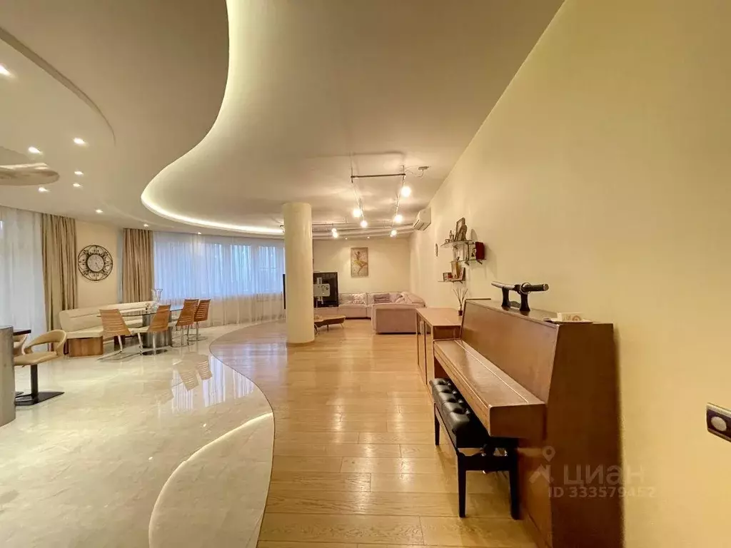 Квартира, 4 комнаты, 185 м - Фото 2