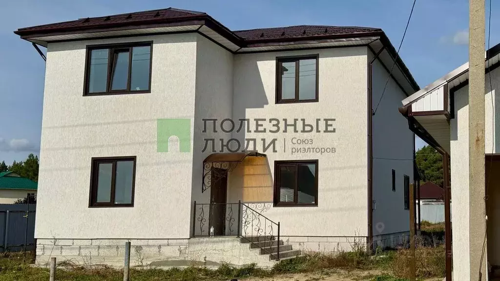 Дом в Курганская область, Кетовский муниципальный округ, с. Лесниково ... - Фото 1