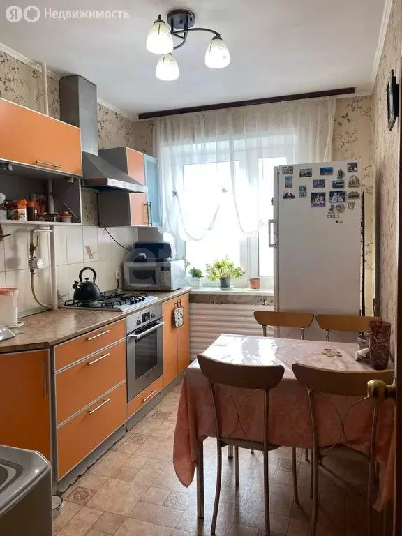 3-комнатная квартира: Пермь, улица Желябова, 11 (58 м) - Фото 1