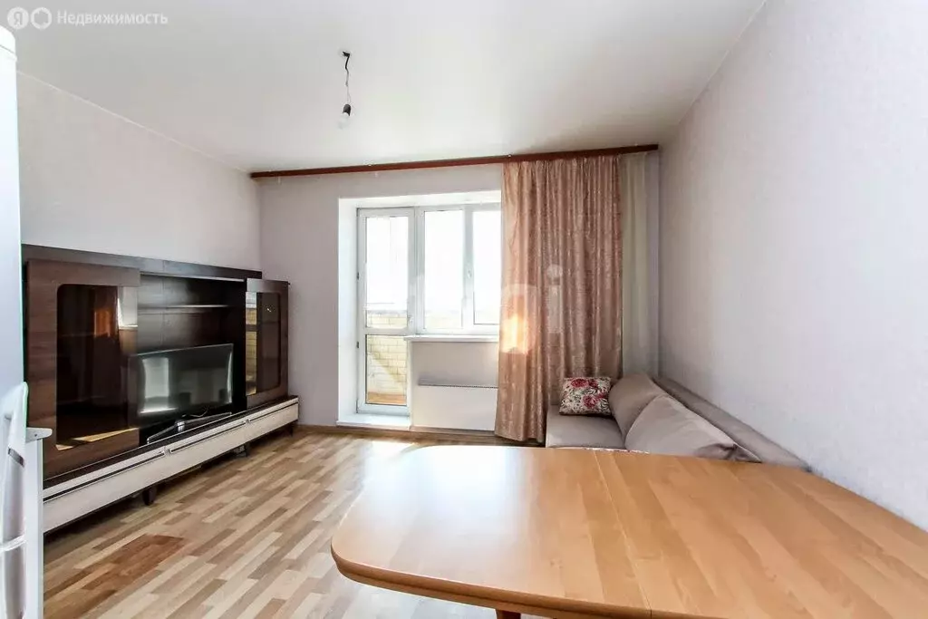 Квартира-студия: Тюмень, Верхнетарманская улица, 1 (23.4 м) - Фото 1