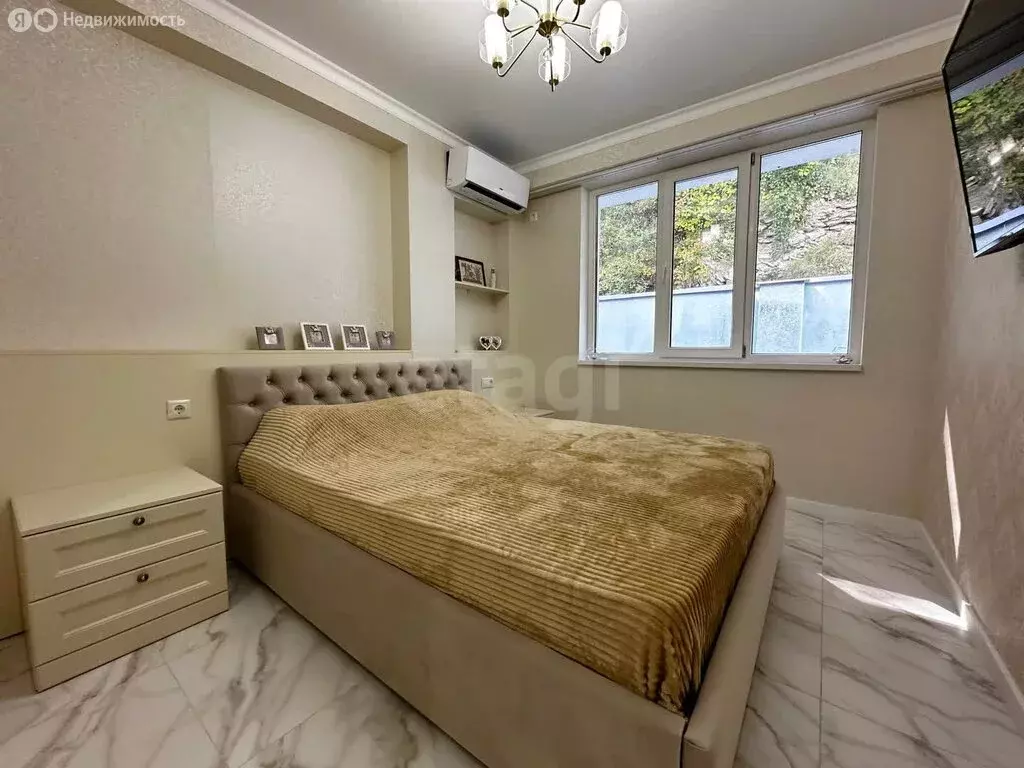 1-комнатная квартира: Туапсе, улица Калараша, 80к4 (32.7 м) - Фото 1