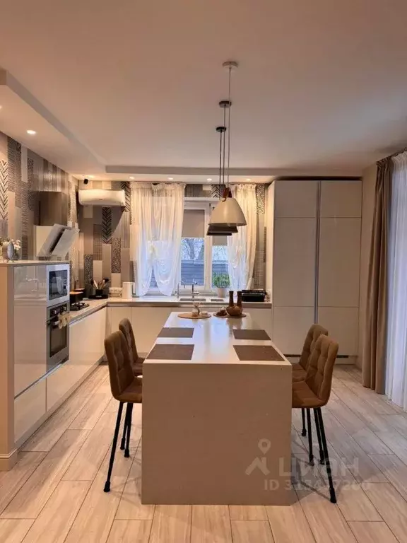 Коттедж в Самарская область, Самара просека 8-я (300 м) - Фото 1