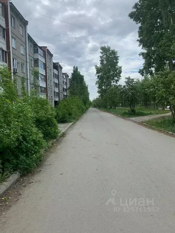 3-к кв. Свердловская область, Первоуральск ул. Трубников, 46 (64.0 м) - Фото 1