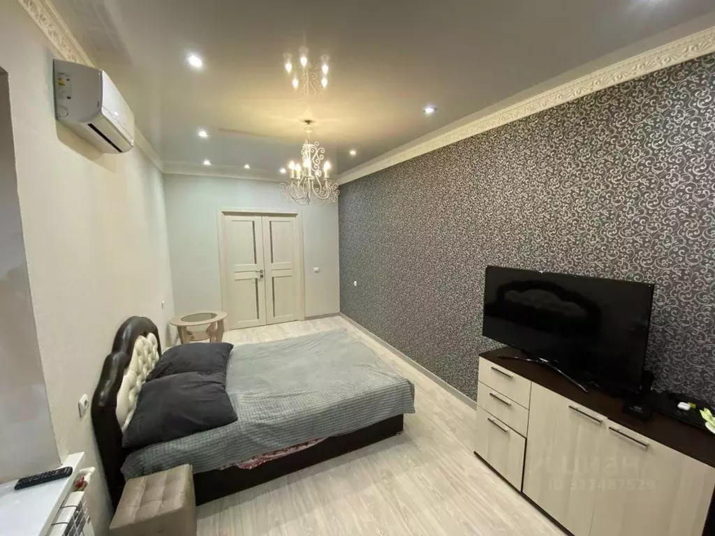 1-к кв. Астраханская область, Астрахань ул. Куликова, 85к3 (42.9 м) - Фото 0