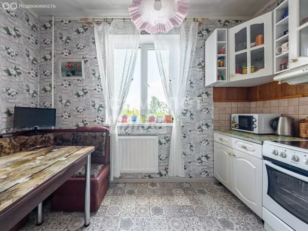 3-комнатная квартира: Санкт-Петербург, Школьная улица, 110к1 (68 м) - Фото 2