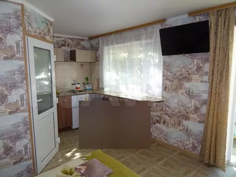 Комната 20 м в 2-к., 2/2 эт. - Фото 0