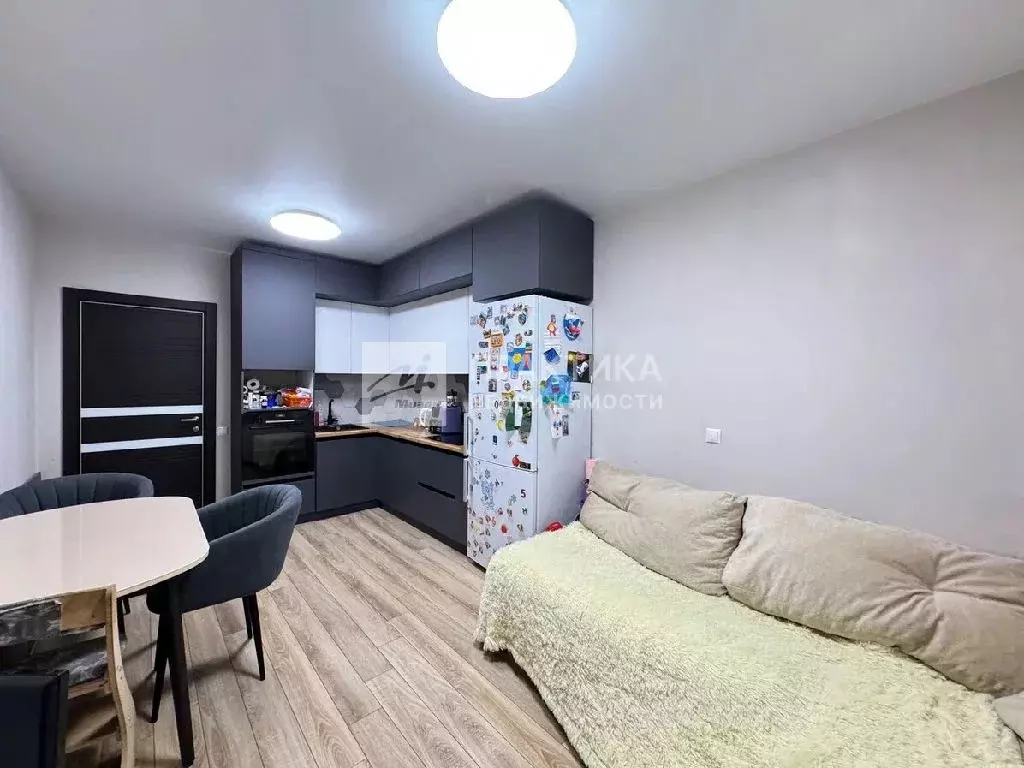 Продается 2-комнатная квартира - Фото 1