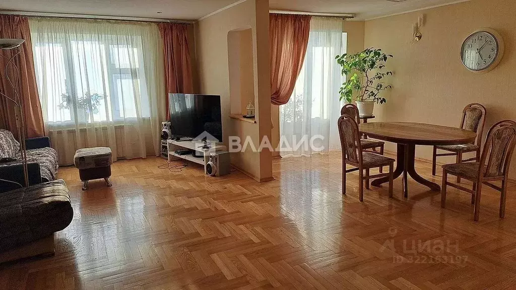 5-к кв. Марий Эл, Йошкар-Ола ул. Строителей, 34Б (230.0 м) - Фото 1