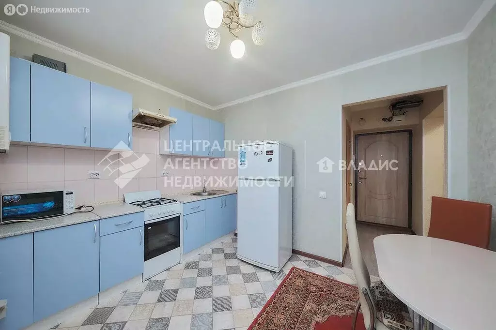 1-комнатная квартира: Рязань, улица Рытикова, 2 (39 м) - Фото 2