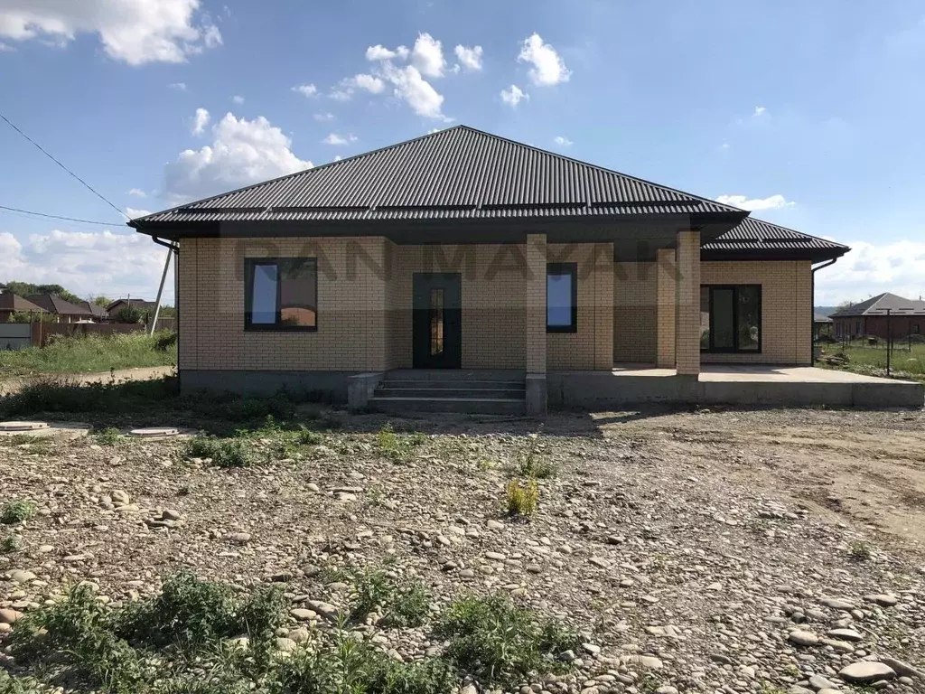 Дом в Адыгея, Майкопский район, Победенское с/пос, пос. Удобный ул. ... - Фото 2