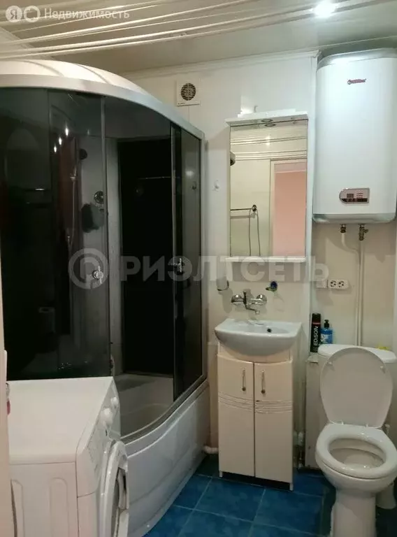 2-комнатная квартира: Мурманск, улица Свердлова, 26к2 (42.3 м) - Фото 1