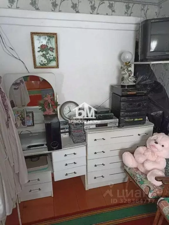 Дом в Брянская область, Суземский район, Холмечское с/пос, пос. ... - Фото 1