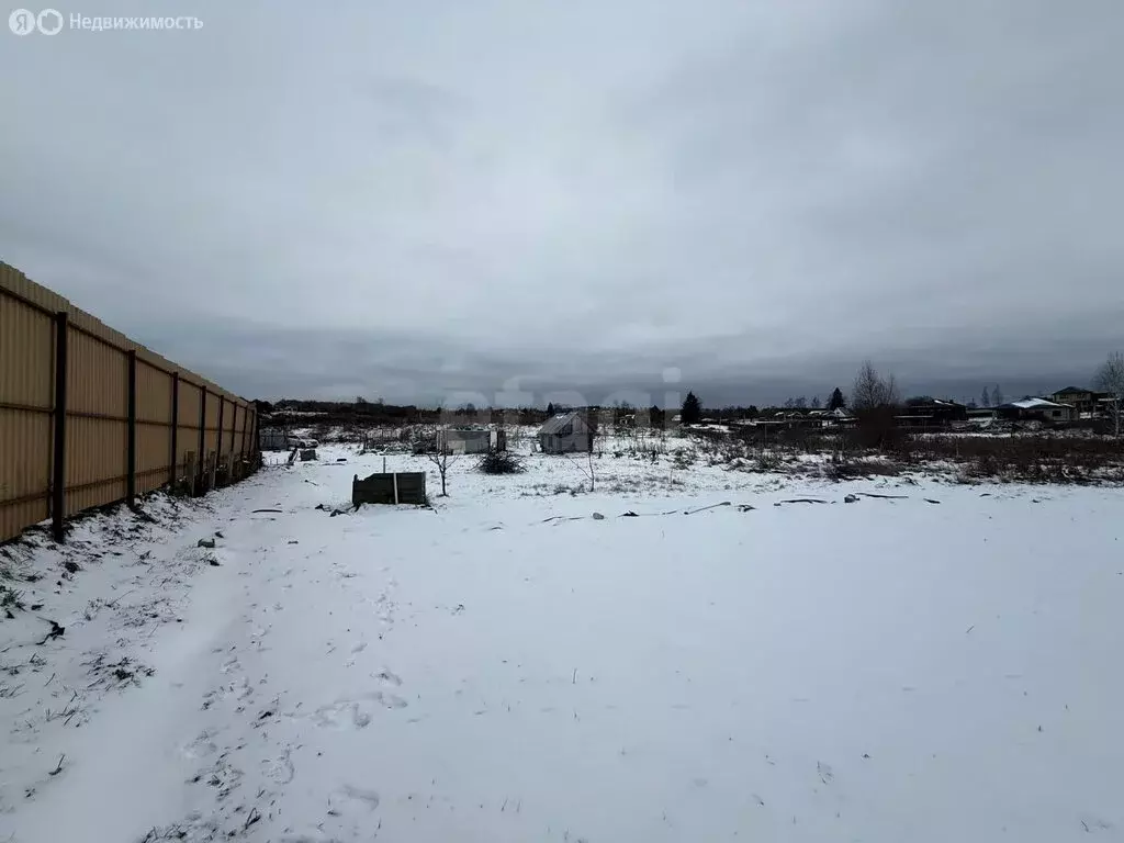 Участок в село Толмачево, улица Ромашина (15 м) - Фото 1