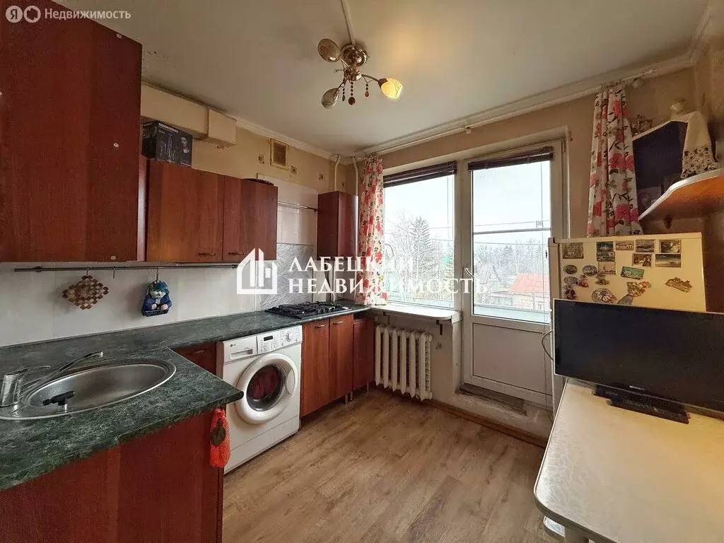 1-комнатная квартира: Ломоносов, улица Некрасова, 1к2 (31.5 м) - Фото 1