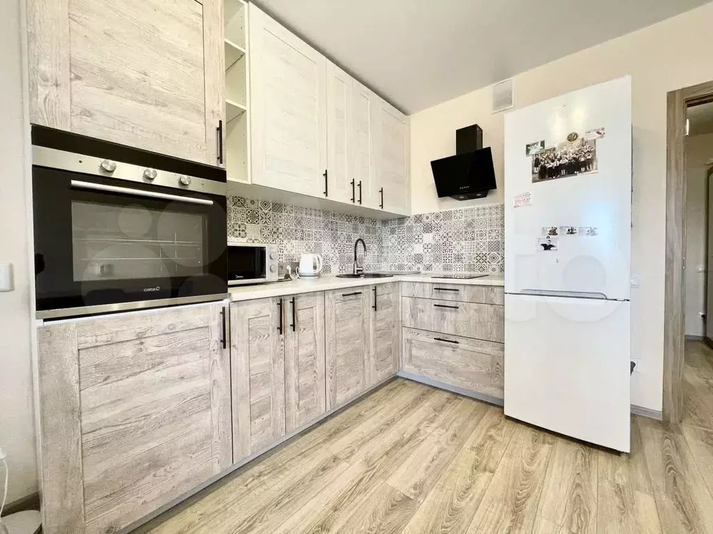 1-к. квартира, 40 м, 14/17 эт. - Фото 0