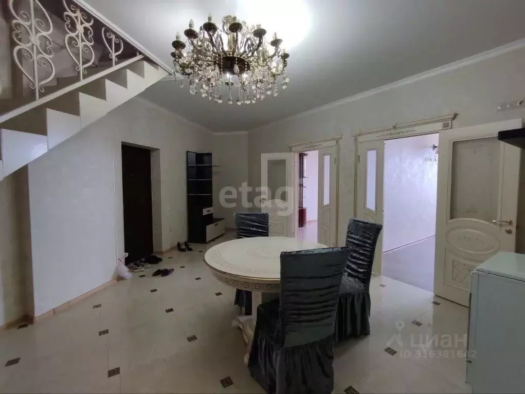 3-к кв. Ингушетия, Магас ул. Эльберта Нальгиева (120.0 м) - Фото 0
