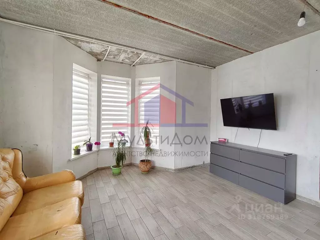 Дом в Белгородская область, Старый Оскол пер. 2-й Архангельский, 6 ... - Фото 2