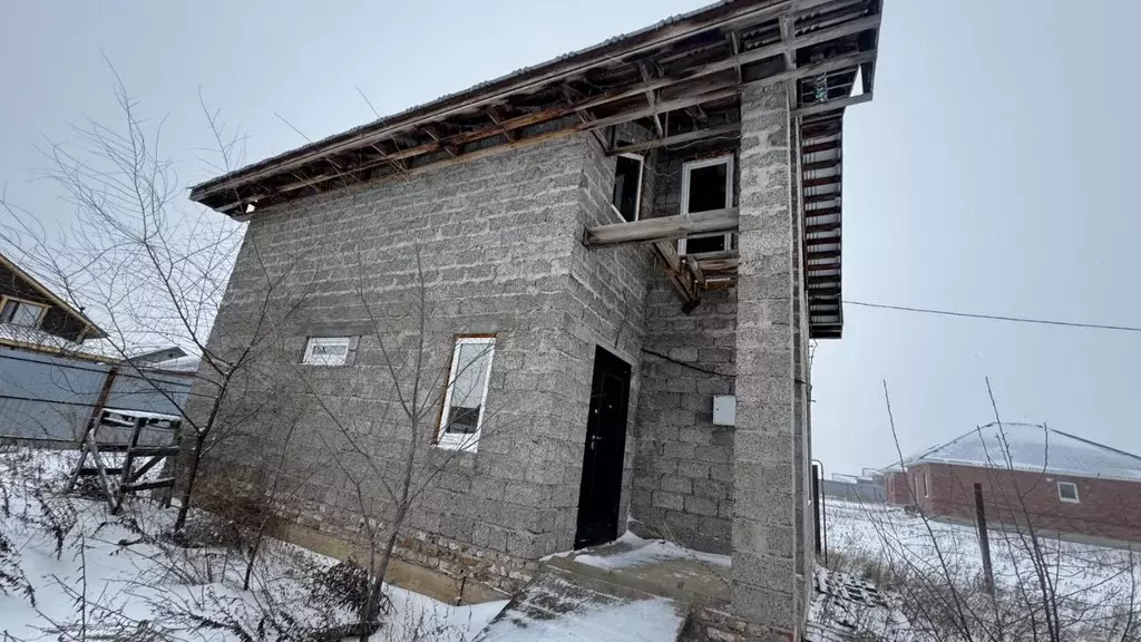 Дом в Оренбургская область, Оренбургский район, Красноуральский ... - Фото 1