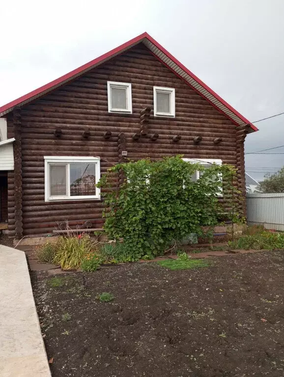 Дом в Октябрьский, Братская улица, 37 (176 м) - Фото 0