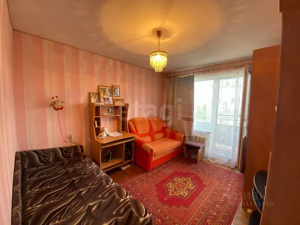2-к кв. Псковская область, Остров ул. Апакидзе, 4 (46.8 м) - Фото 2