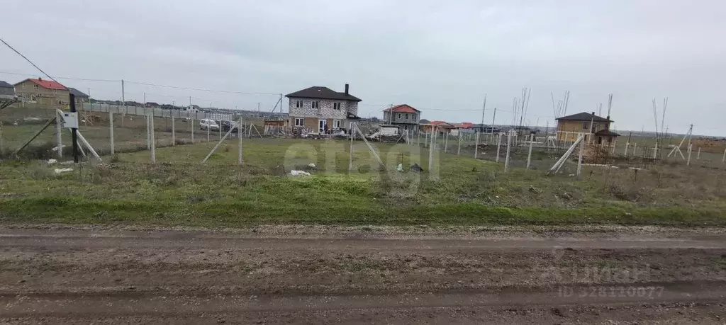 Участок в Крым, Симферопольский район, с. Мирное ул. Романа Филипова ... - Фото 1