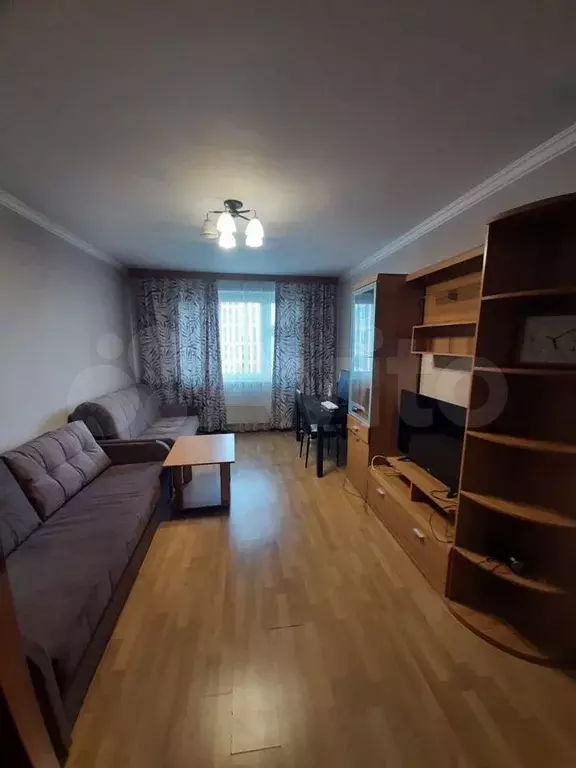 1-к. квартира, 43 м, 8/23 эт. - Фото 1