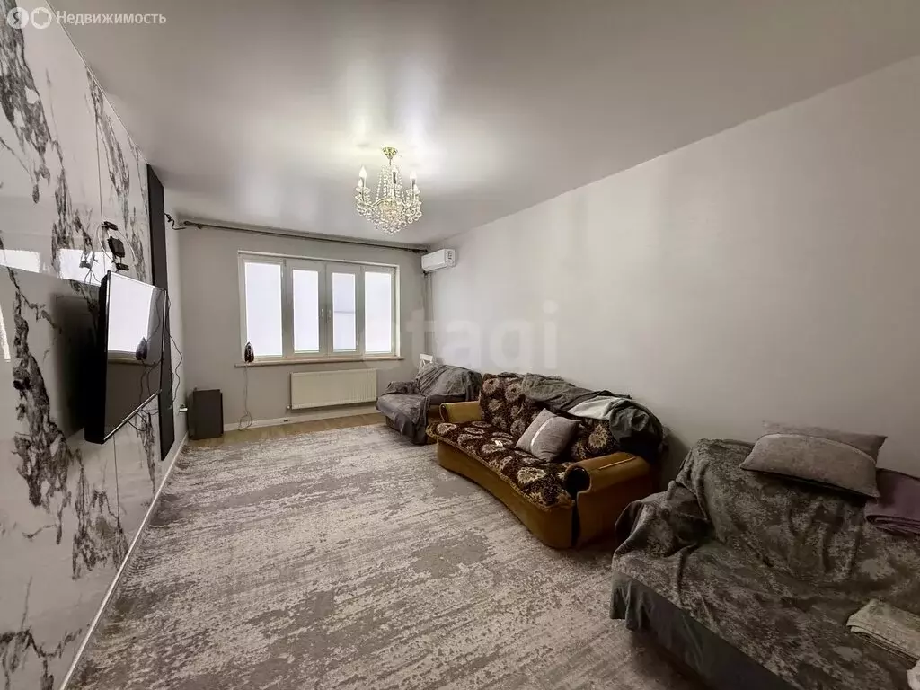 2-комнатная квартира: Каспийск, улица Ленина, 96 (67 м) - Фото 2