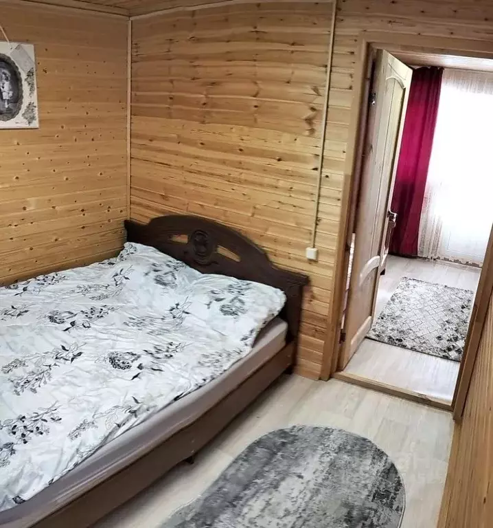 Комната Карачаево-Черкесия, Зеленчукский район, с. Архыз ул. Курджиева ... - Фото 1