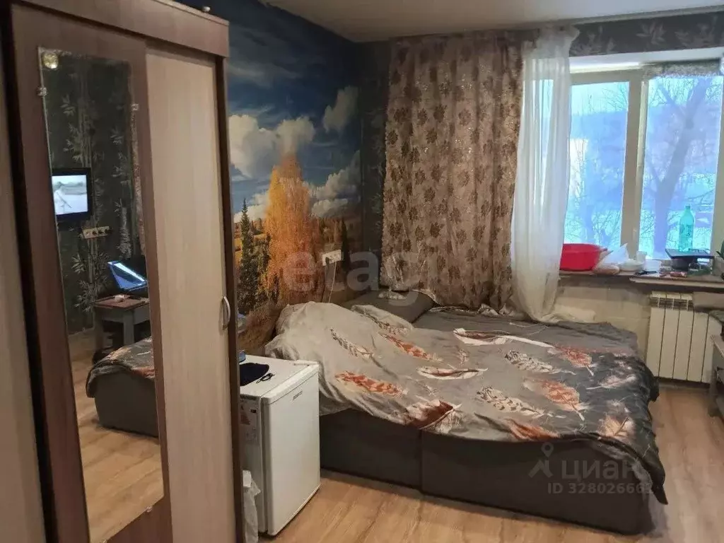 Комната Свердловская область, Екатеринбург ул. Бисертская, 12 (13.2 м) - Фото 1