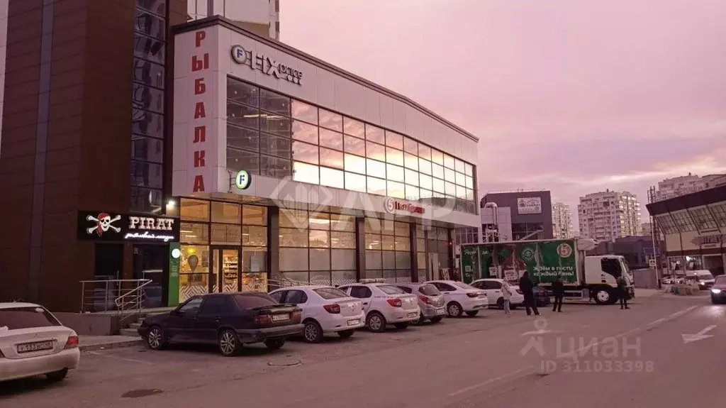 Помещение свободного назначения в Краснодарский край, Новороссийск ул. ... - Фото 0