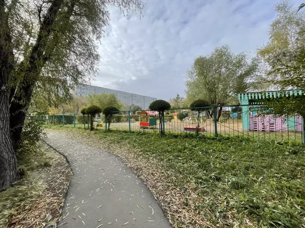 2-к кв. Омская область, Омск ул. Лукашевича, 2В (52.9 м) - Фото 1