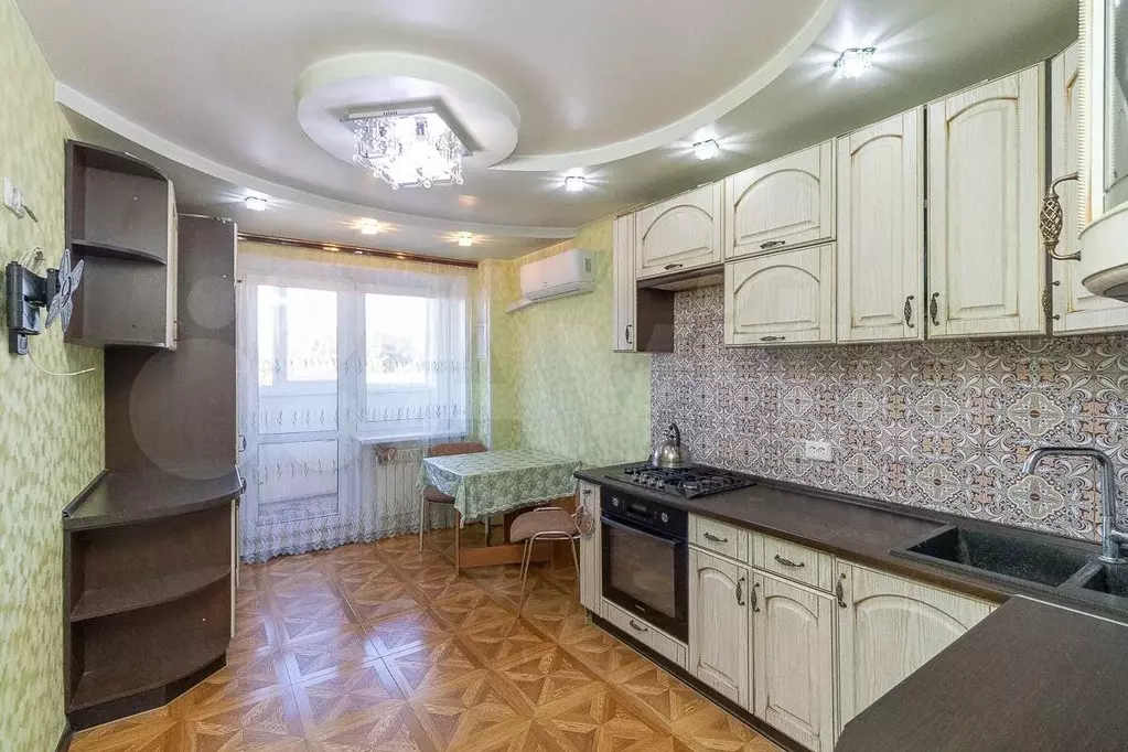 2-к. квартира, 60 м, 5/10 эт. - Фото 0