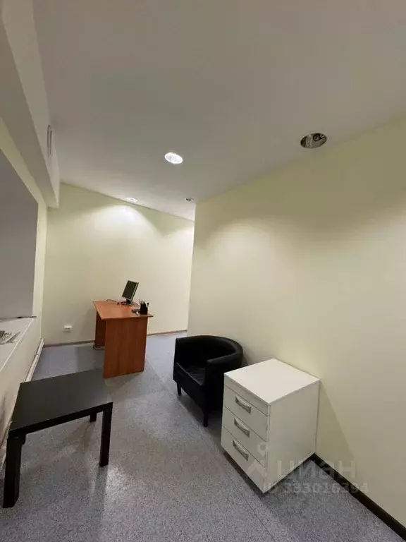 Офис в Санкт-Петербург 3-я Жерновская ул., 23 (12 м) - Фото 2