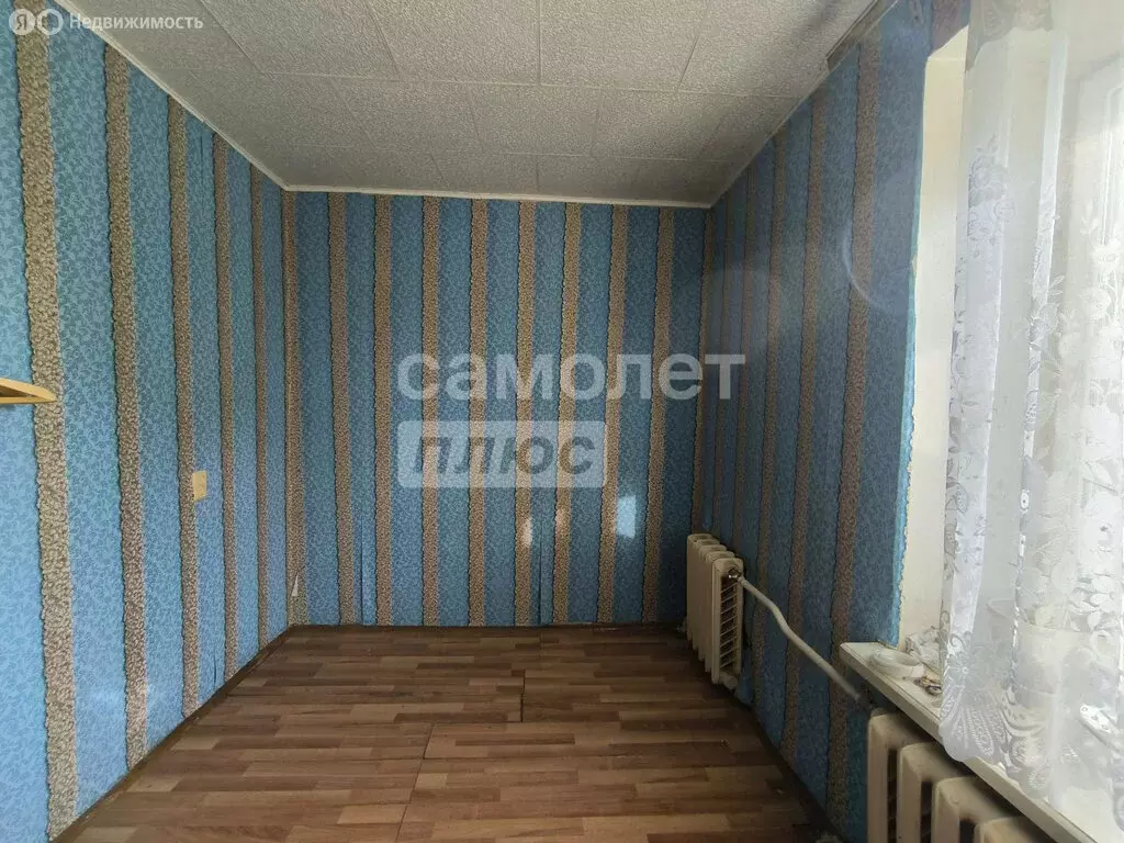 3-комнатная квартира: Новочебоксарск, улица Винокурова, 24 (50 м) - Фото 1