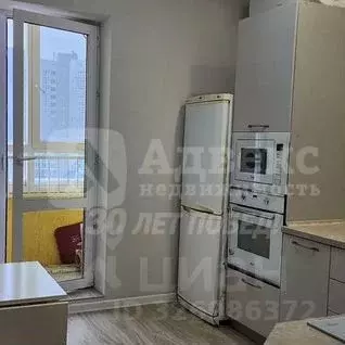 1-к кв. Тюменская область, Тюмень ул. Ветеранов Труда, 9А (34.9 м) - Фото 2