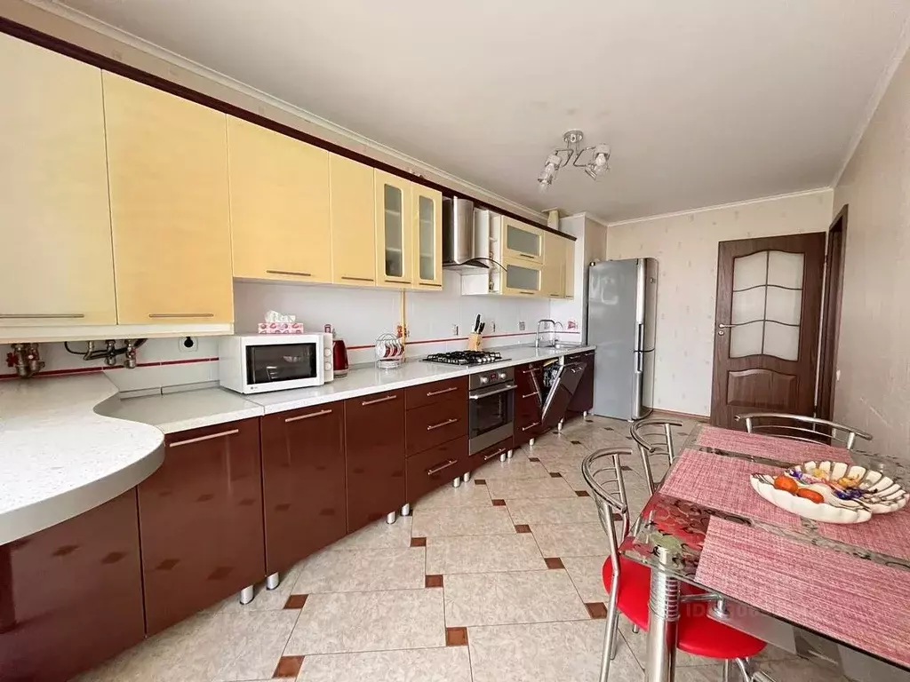3-к кв. Севастополь ул. Вакуленчука, 26к3 (90.0 м) - Фото 1