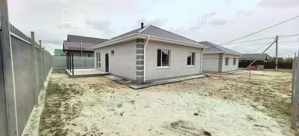 Дом в Волгоградская область, Городище рп ул. Вязов (90 м) - Фото 0